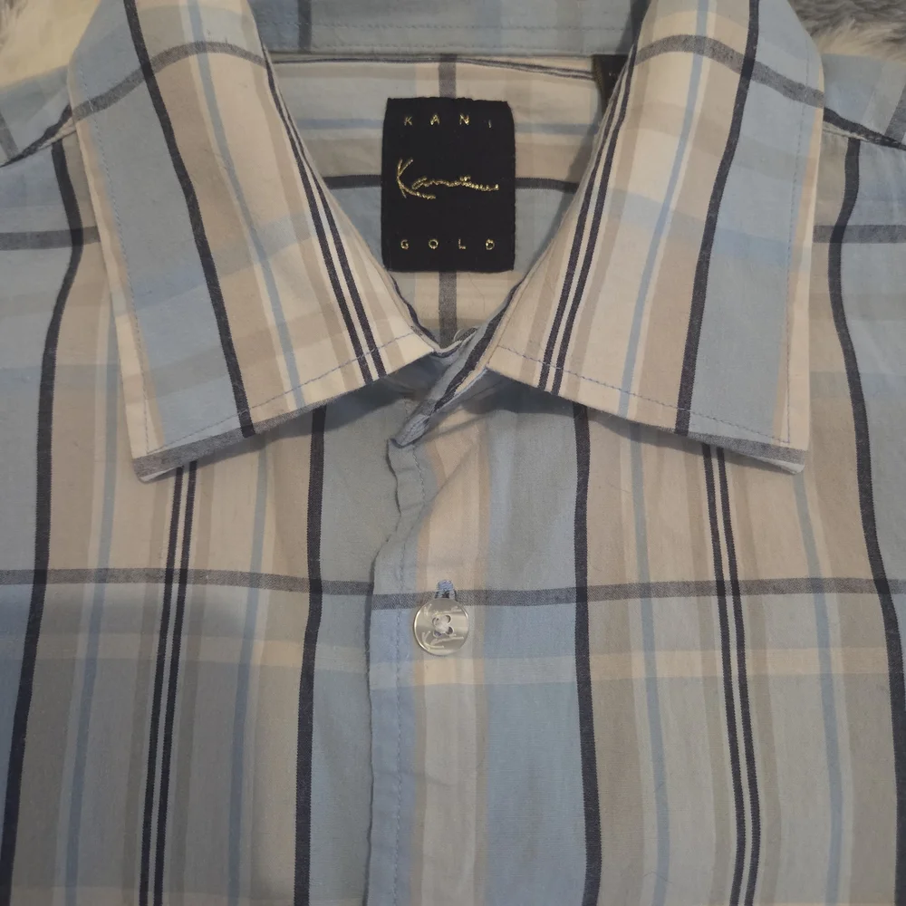Men's Light Blue Plaid Casual Button-Down Shirt - Picture 2 of 2